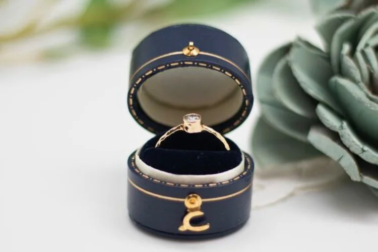 Luxurious ring boxes with custom finishes.